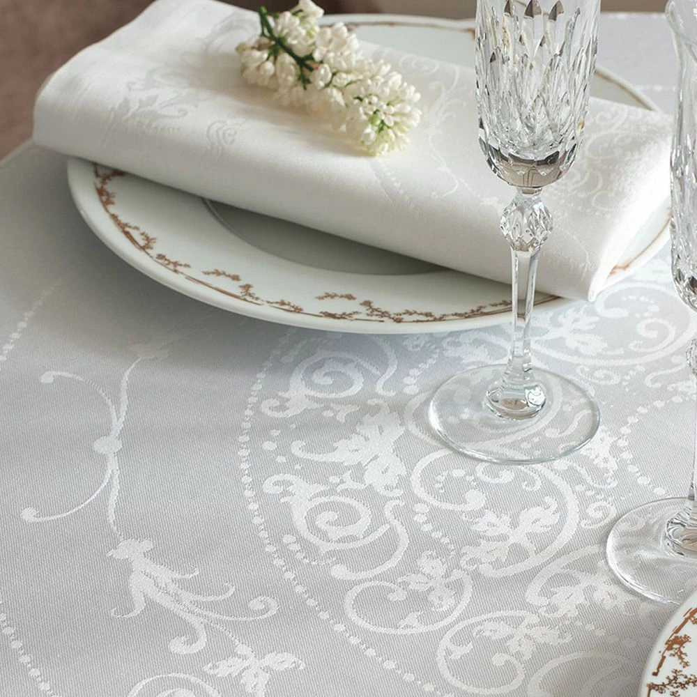 Garnier-Thiebaut Tischläufer - Comtesse Blanc - GS 4 Garnier-Thiebaut Tischläufer - Comtesse Blanc - GS – Bild 2
