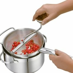 Küchenprofi GmbH & COKG Küchenprofi - Passiergerät PRIMUS 8 Küchenprofi GmbH & COKG Küchenprofi - Passiergerät PRIMUS -KitchenAid Verkäufe 46921 Passiergeraet PRIMUS 3